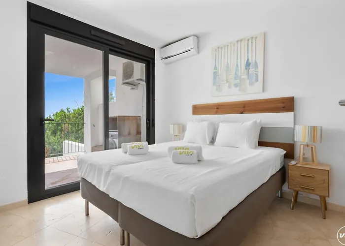 Vivi Homes - La Roca Pool, Terrace, Golf&sea View Fuengirola